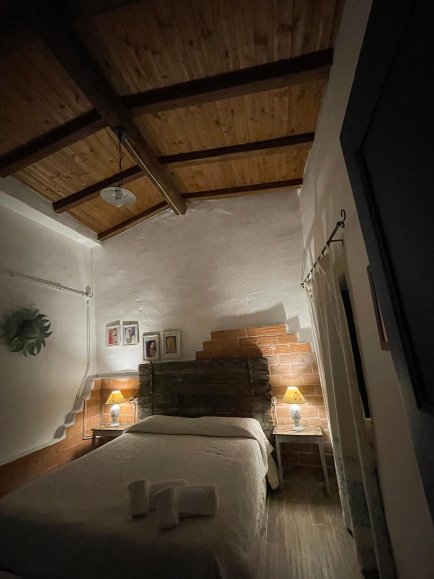 B&B Corte San Lussorio 奥列纳 外观 照片