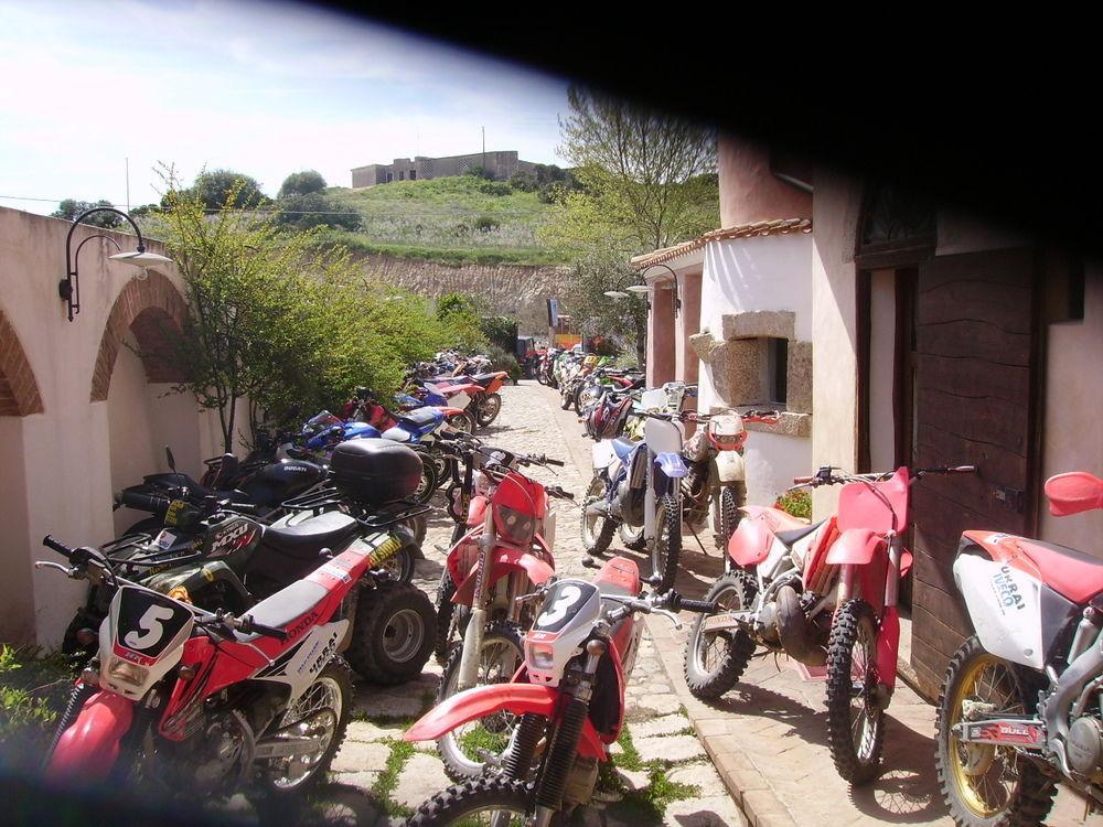 B&B Corte San Lussorio 奥列纳 外观 照片
