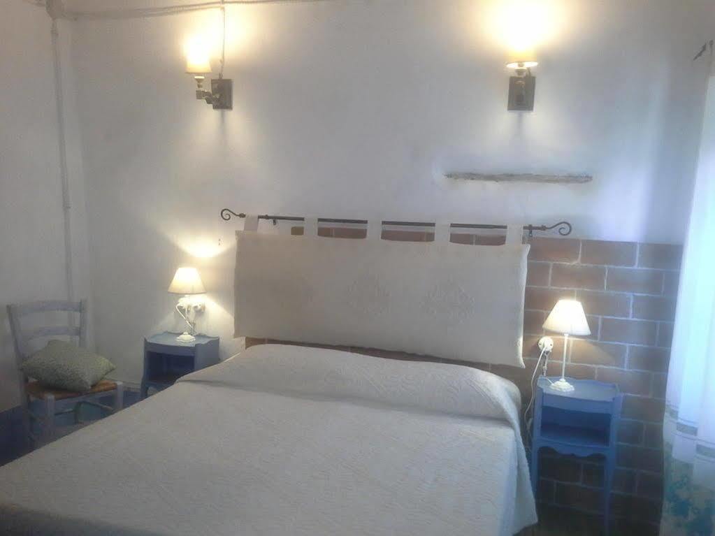 B&B Corte San Lussorio 奥列纳 外观 照片
